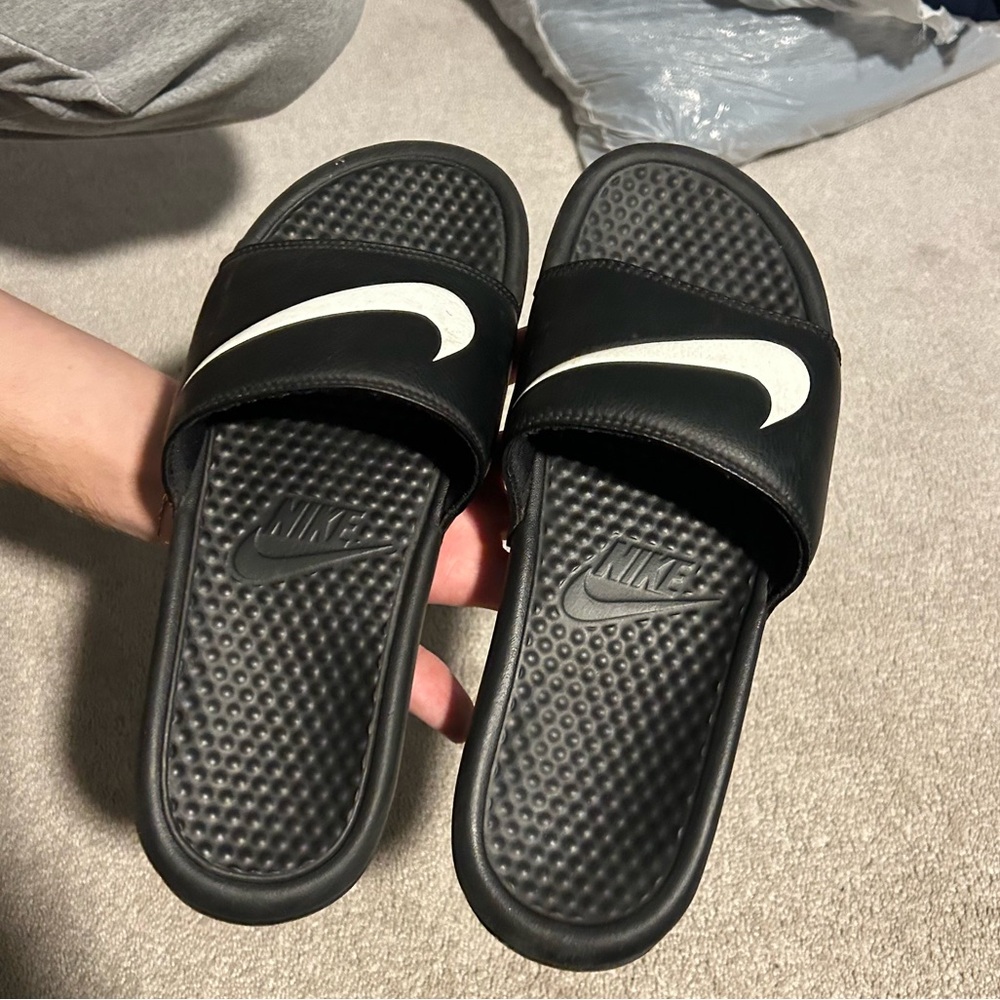 Nike slides